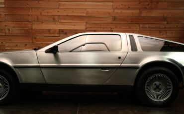 DeLorean-1981-5