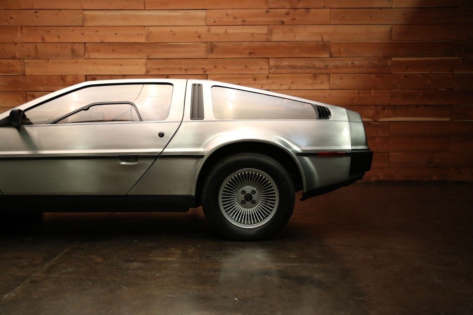DeLorean-1981-6