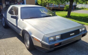 DeLorean-DMC-12-1981-1