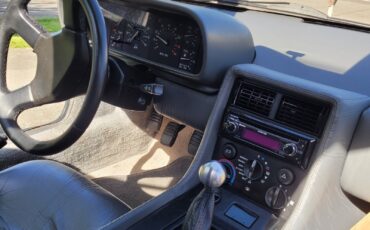 DeLorean-DMC-12-1981-4