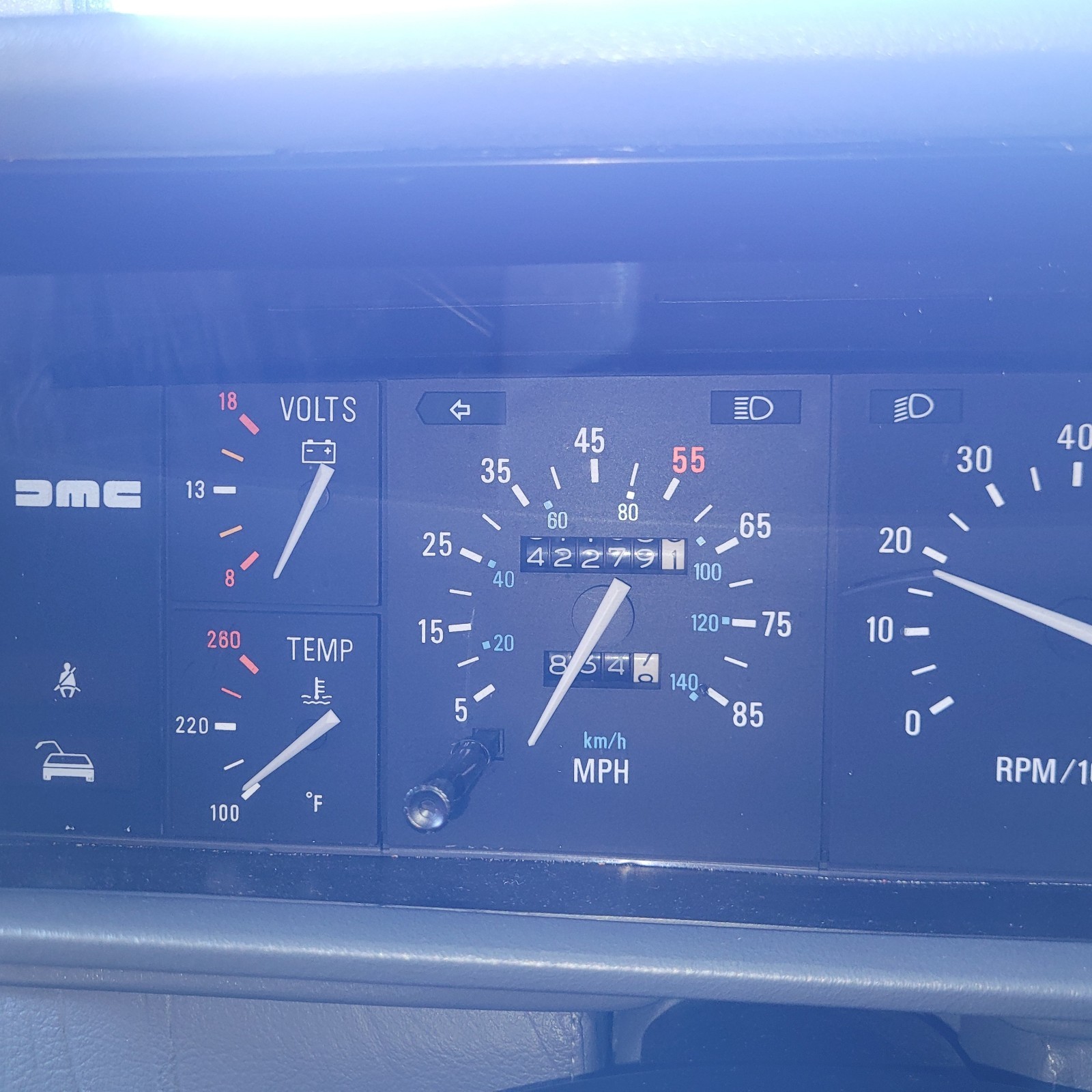 DeLorean-DMC-12-1981-5
