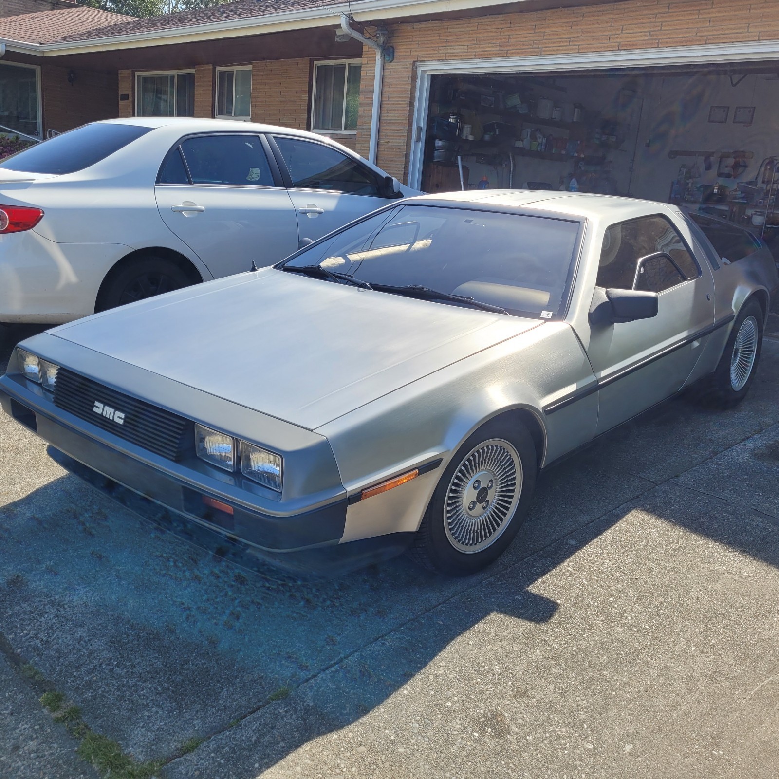 DeLorean-DMC-12-1981