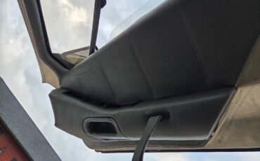 DeLorean-DMC12-1981-Coupe-14