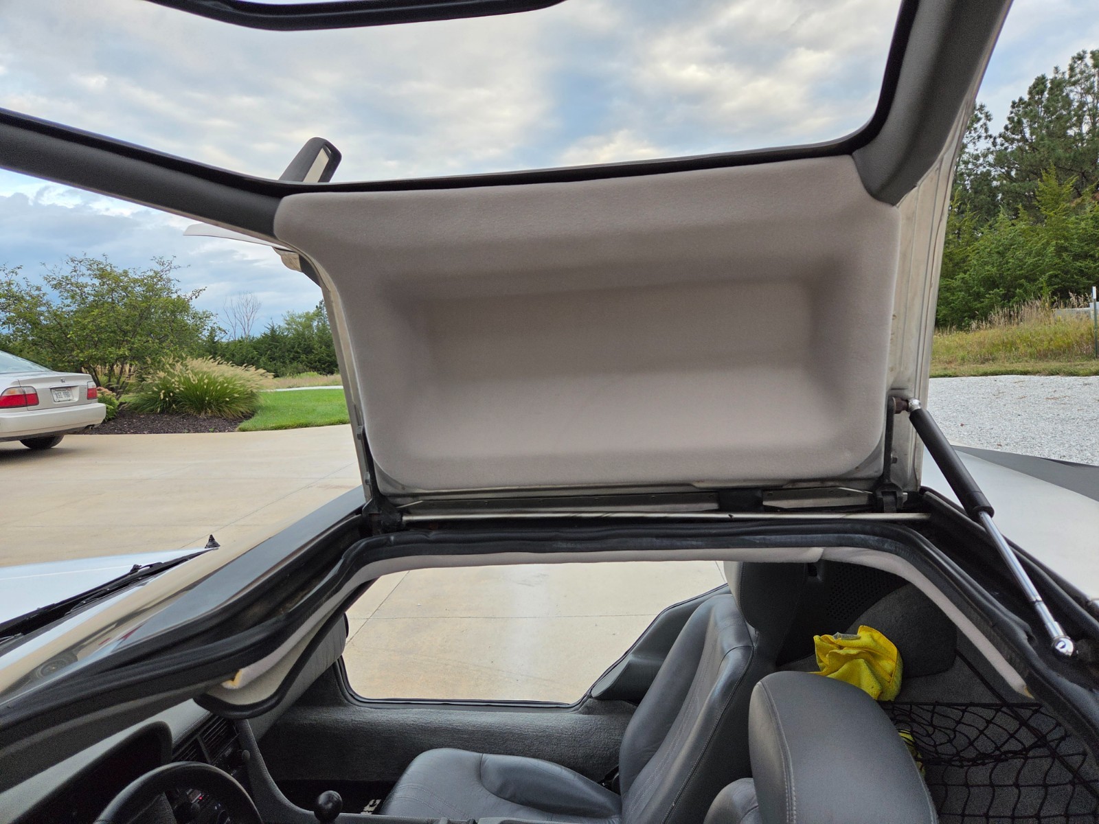 DeLorean-DMC12-1981-Coupe-16