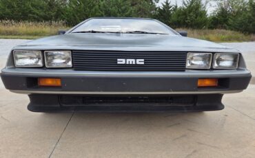DeLorean-DMC12-1981-Coupe-4