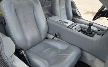 DeLorean-DMC12-1981-Coupe-9