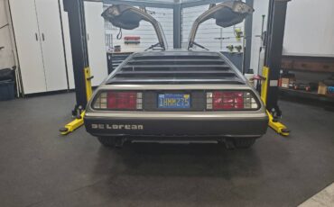 Delorean-dmc-12-1982-silver-8