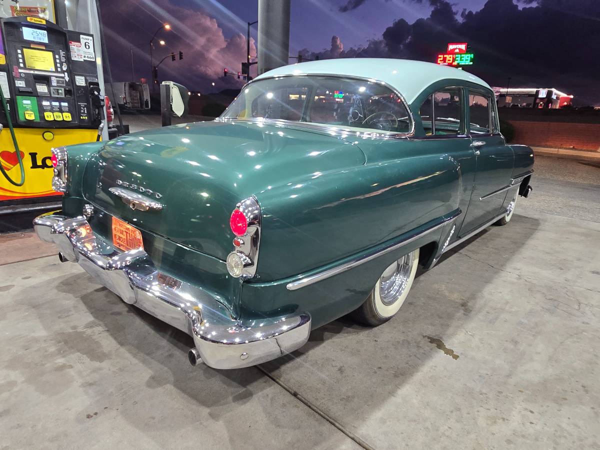 Desoto-1954-green-2