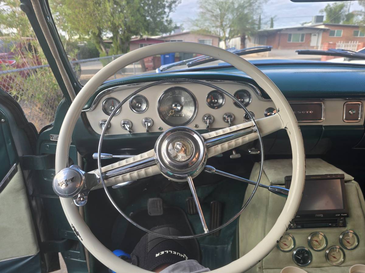 Desoto-1954-green-3