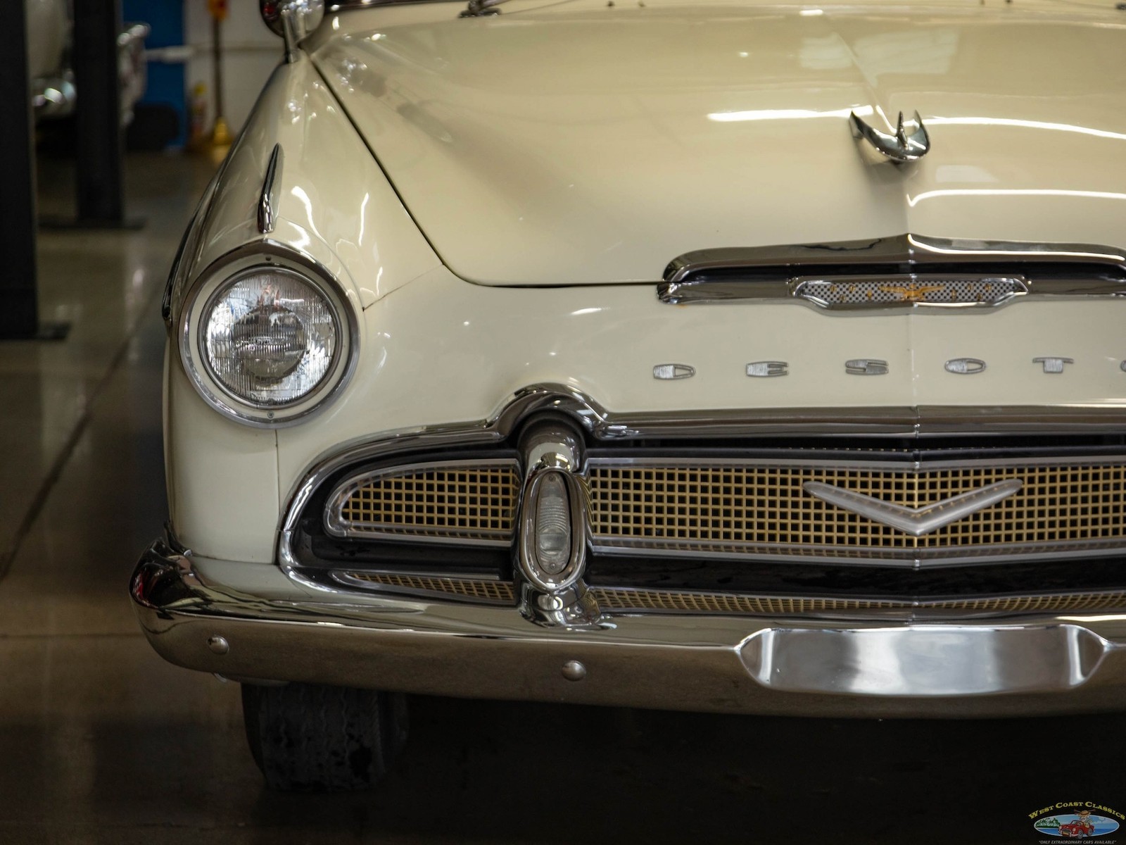 Desoto-Adventurer-1956-2-Door-Hardtop-14
