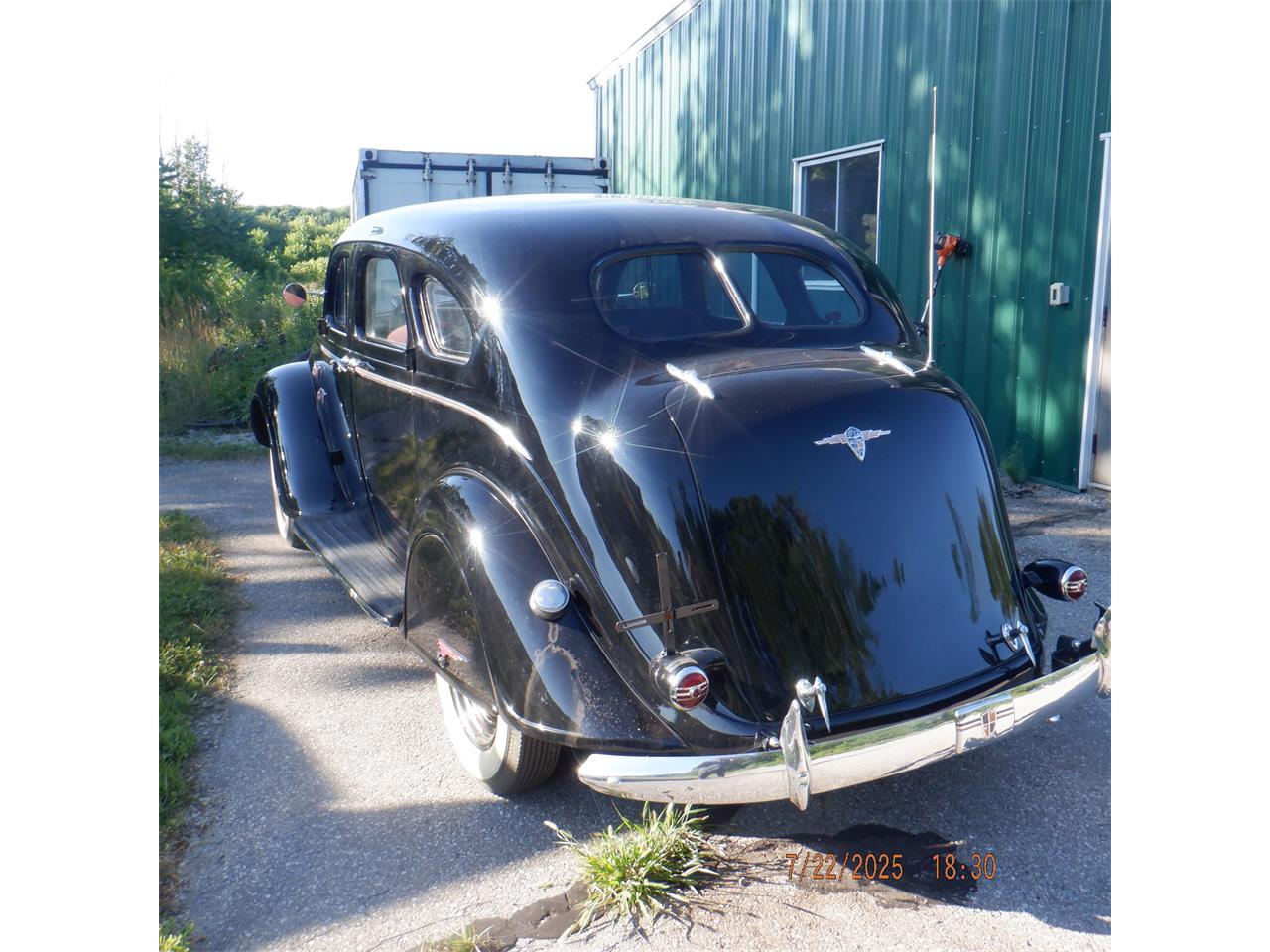 Desoto-S-2-airflow-1936-black-burgundy-2