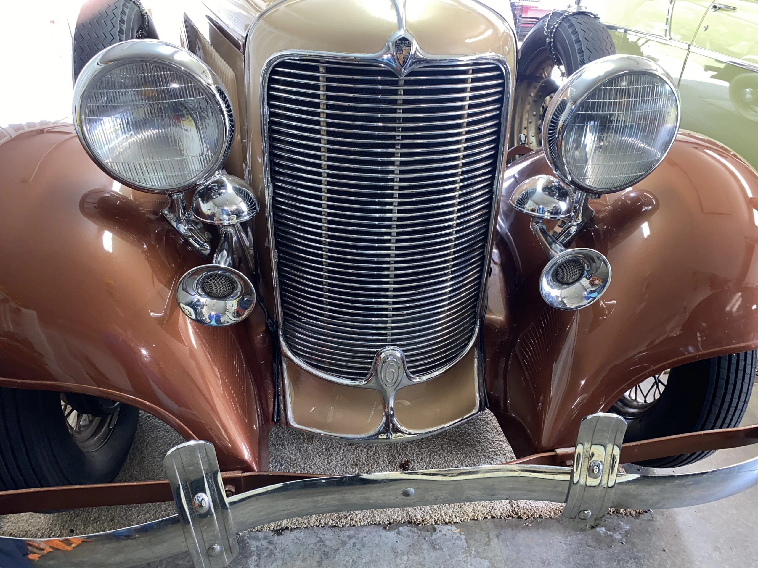 Desoto-Sc-1932-Tan-5