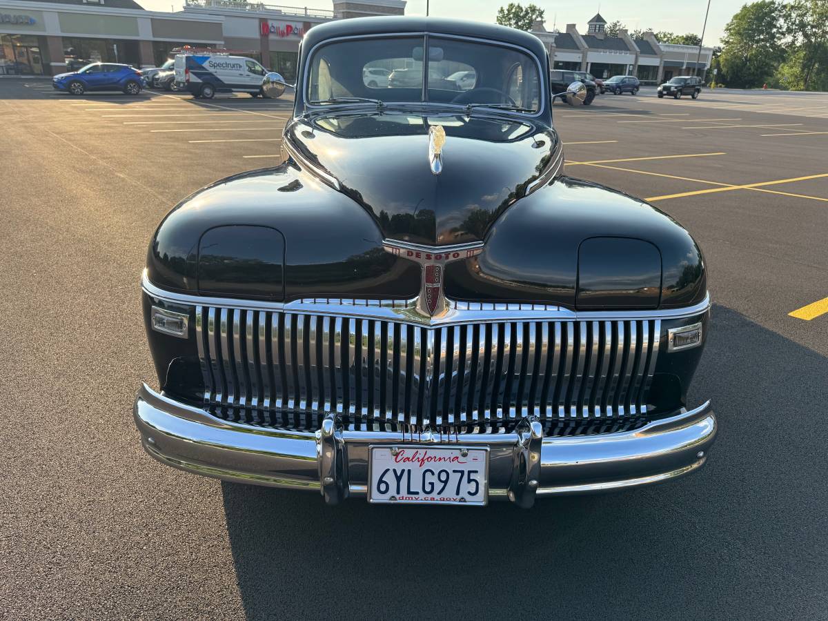 Desoto-coupe-1942-black-15