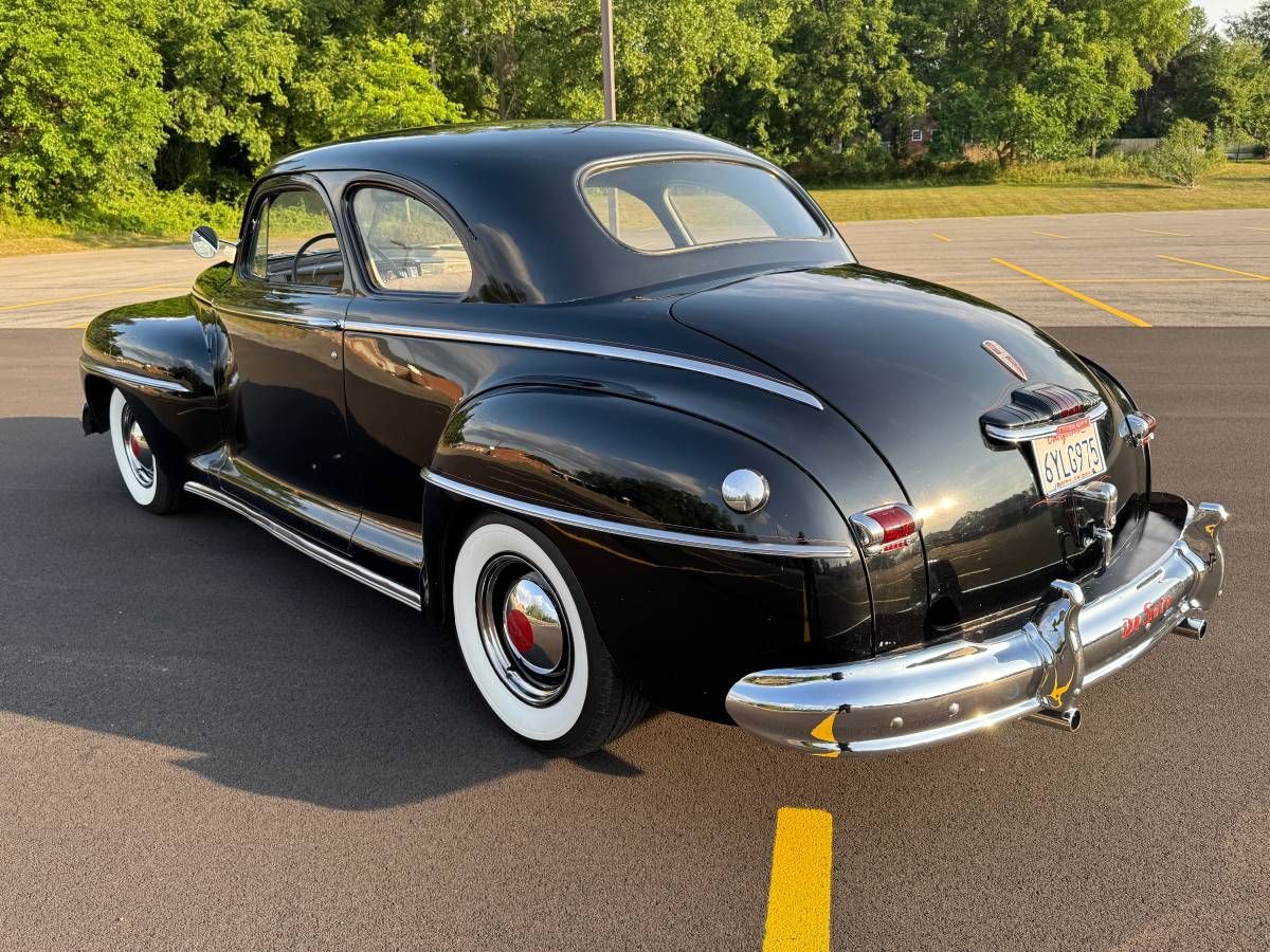 Desoto-coupe-1942-black-4