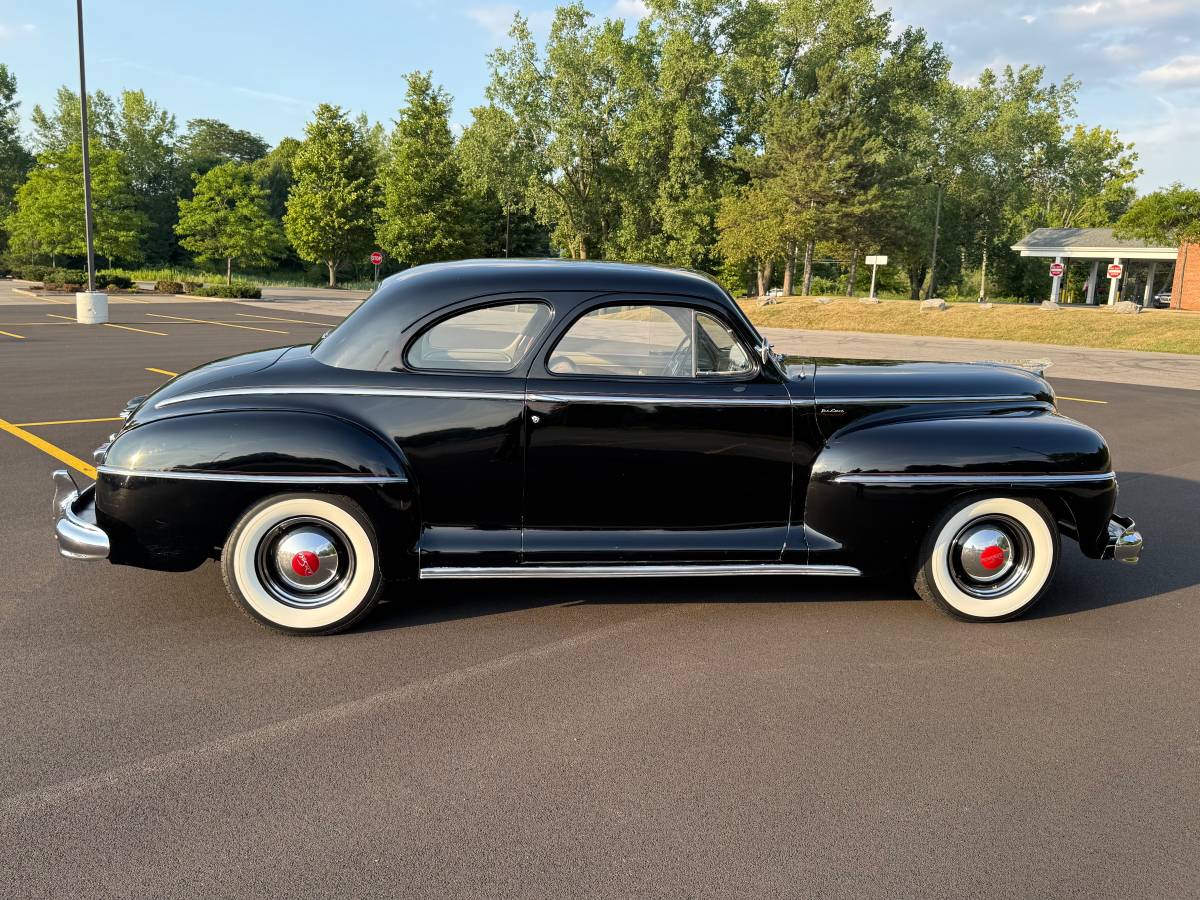 Desoto-coupe-1942-black-5