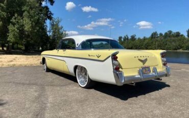 Desoto-firedome-sportsman-hemi-1956-yellow