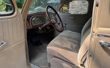 Desoto-s-5-1938-4
