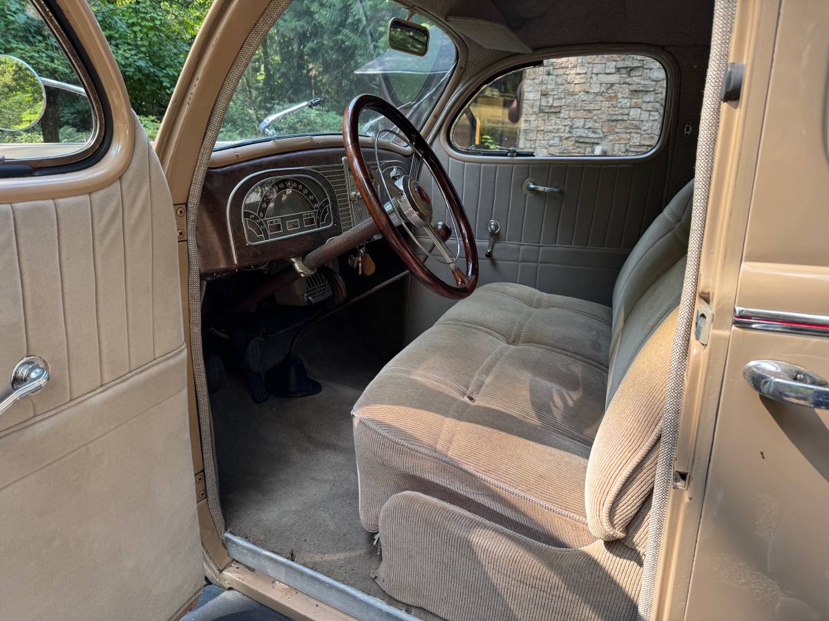 Desoto-s-5-1938-4