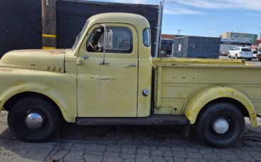 Dodge-12-ton-truck-5-window-pilot-house-1952-Standard-Cab-Pickup-3
