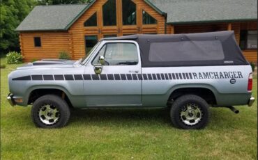 Dodge-1979-blue-8