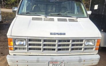 Dodge-250-cargo-van-1991