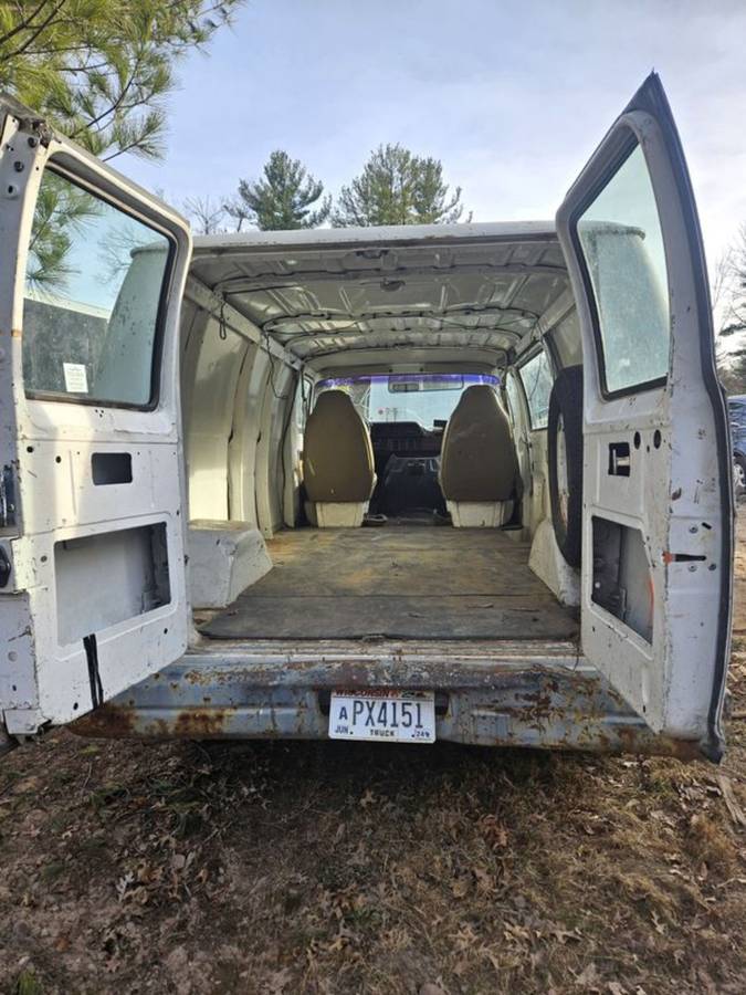 Dodge-250-cargo-van-1991-6