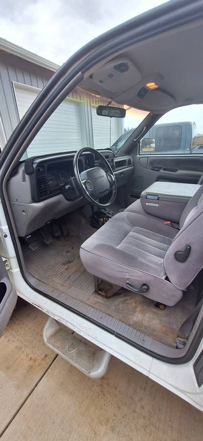 Dodge-2500-diesel-1994-white-3