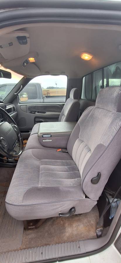 Dodge-2500-diesel-1994-white-4