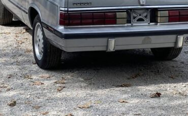 Dodge-600-1985-silver-2