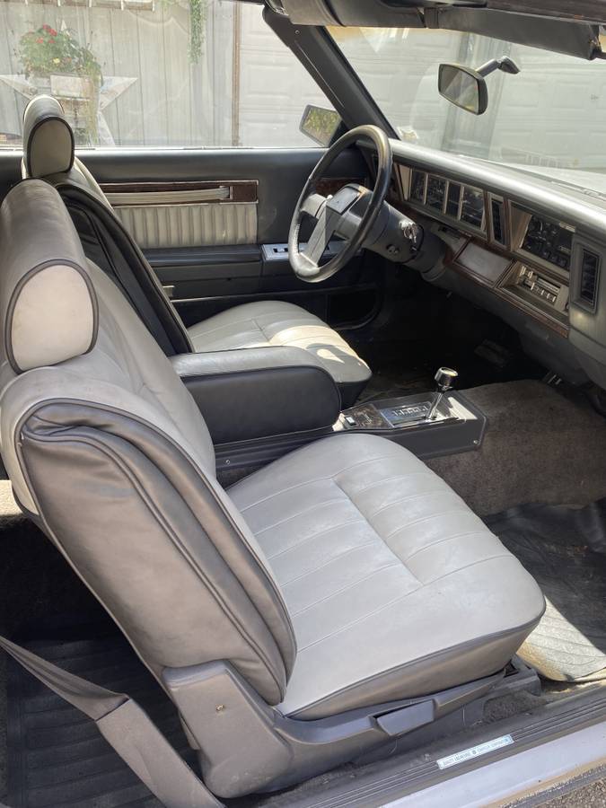 Dodge-600-1985-silver-3