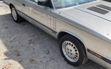 Dodge-600-1985-silver