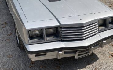 Dodge-600-1985-silver-5