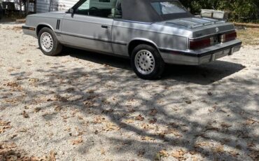 Dodge-600-1985-silver-8
