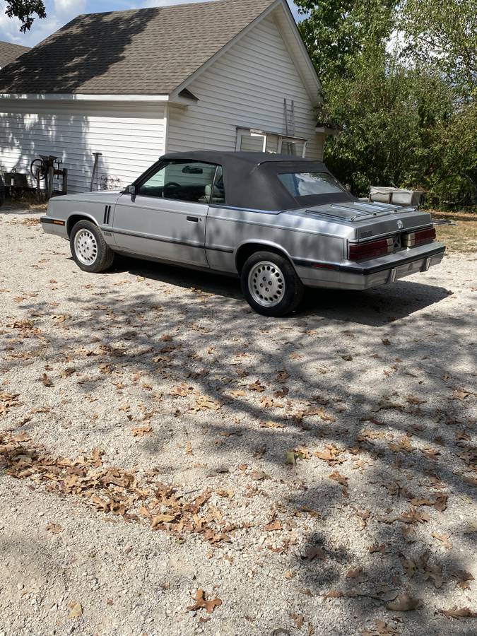 Dodge-600-1985-silver-8