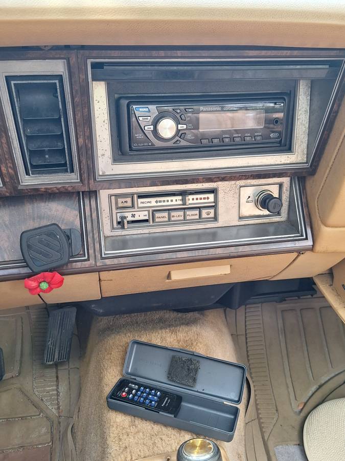 Dodge-600-1986-black-5