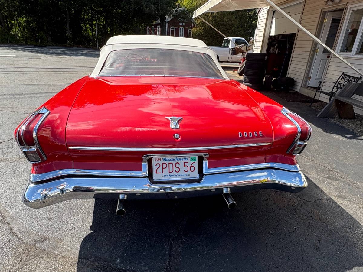 Dodge-880-1962-red-1