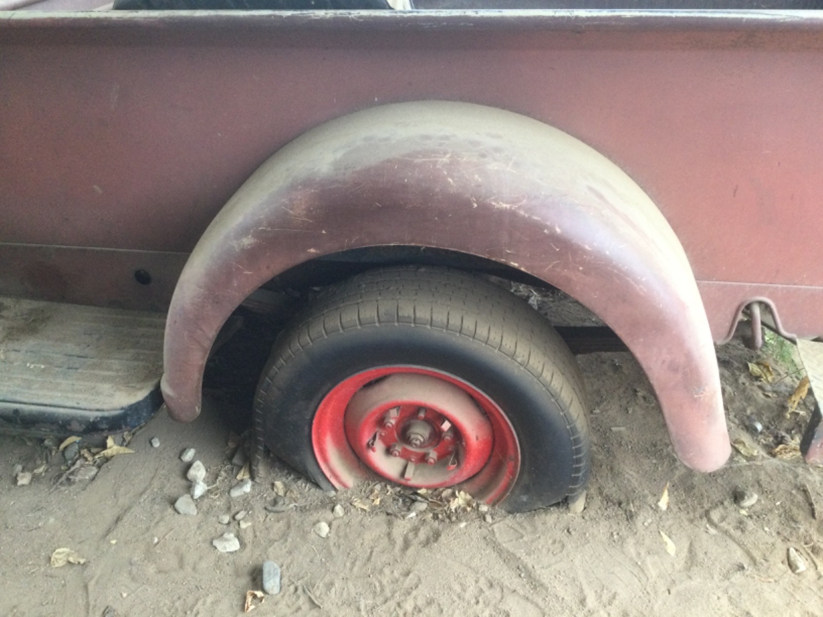 Dodge-B-Series-1951-Pickup-with-bed-14