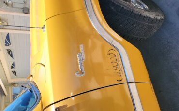 Dodge-B200-1973-Gold-Gold-8