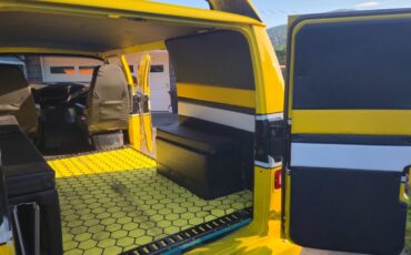 Dodge-B200-Van-1977-Standard-Passenger-Van-6