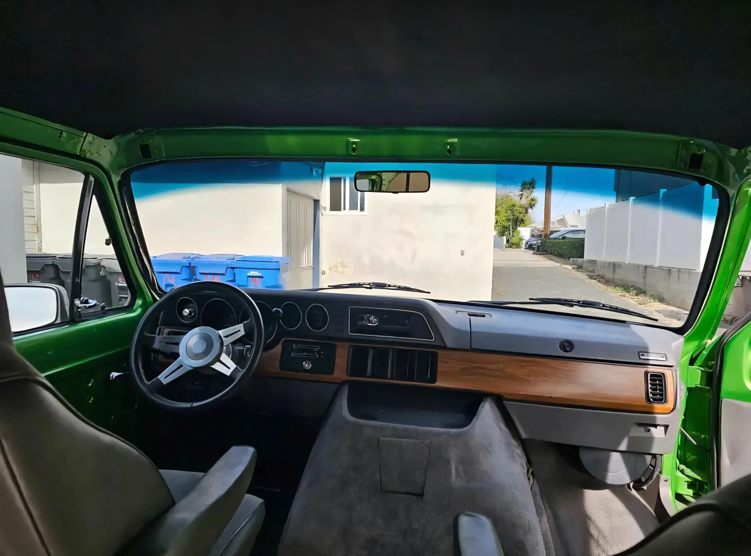 Dodge-B250-passenger-1987-Green-Gray-9