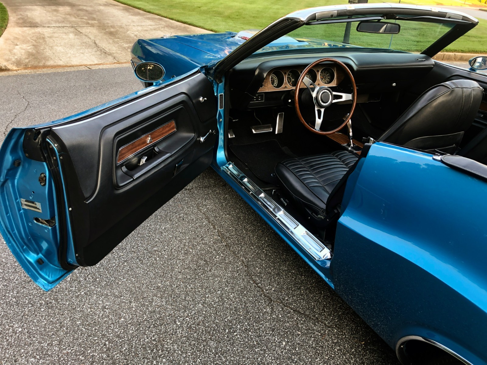 Dodge-Challenger-1970-Convertible-23