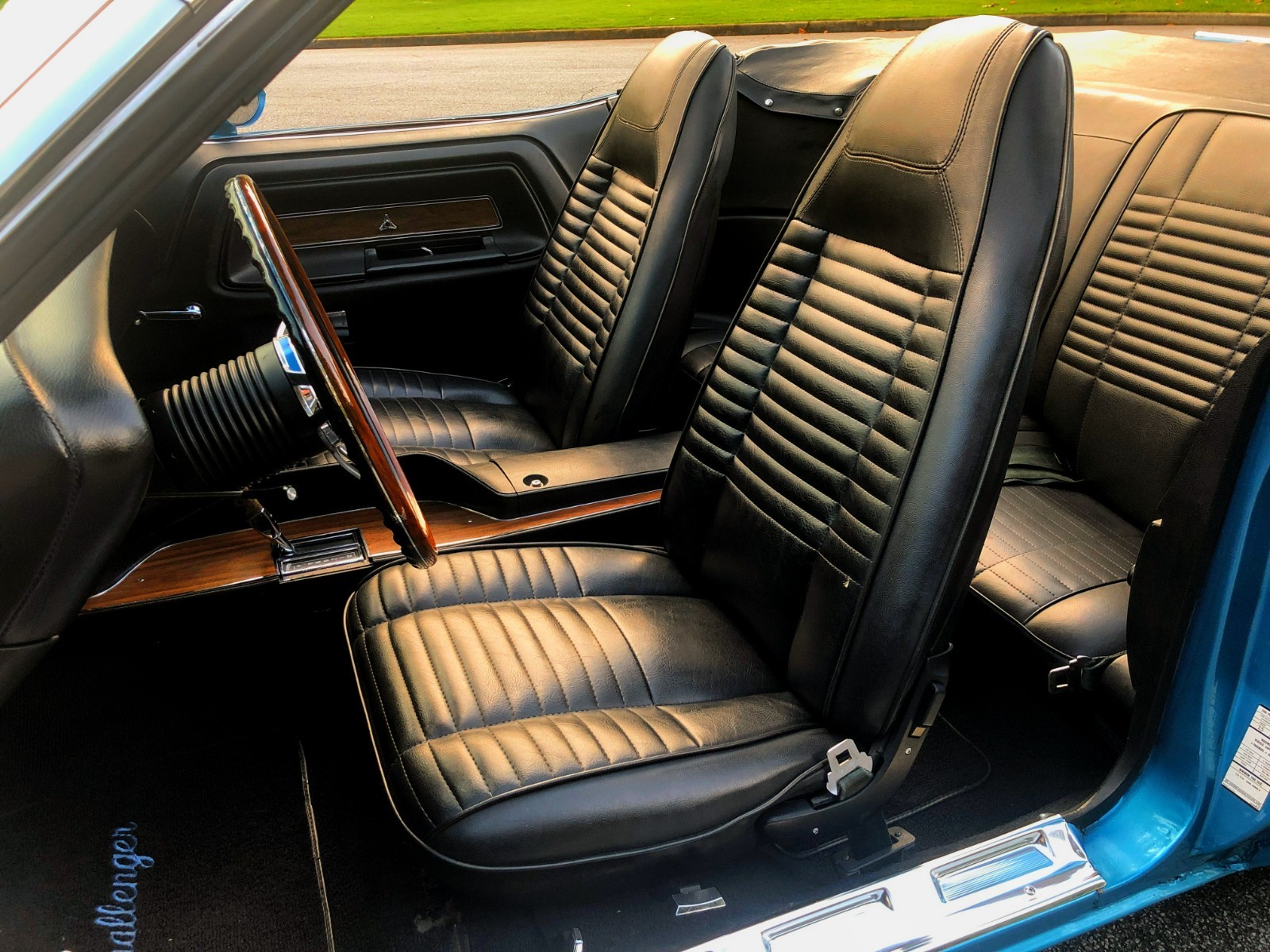 Dodge-Challenger-1970-Convertible-26