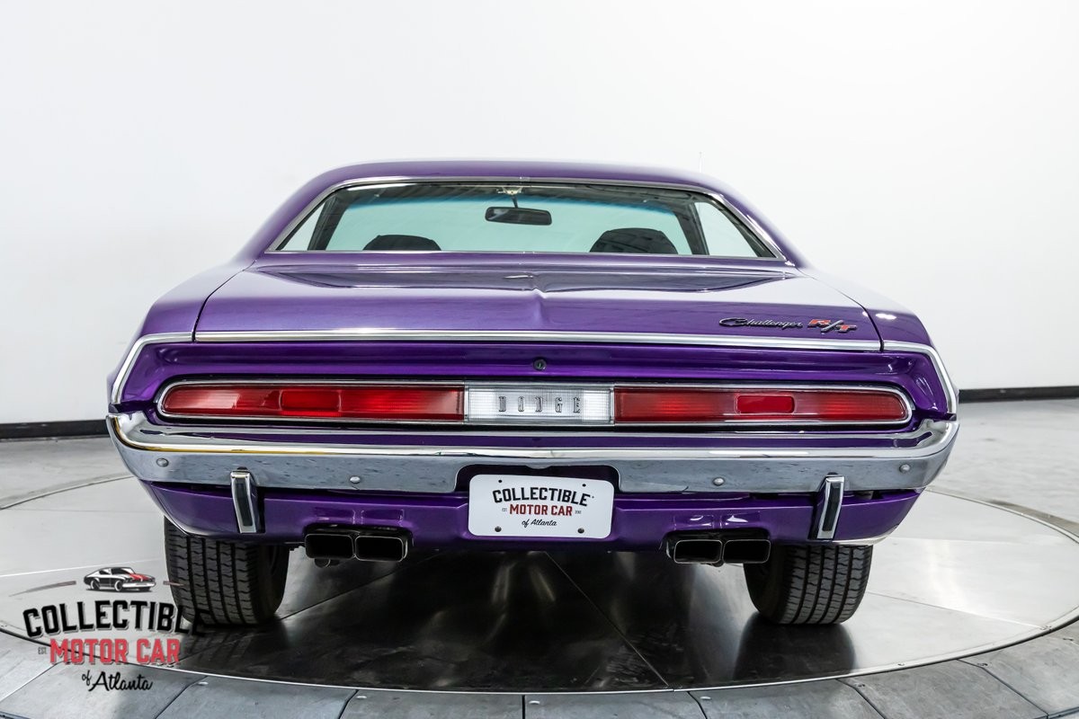 Dodge-Challenger-1970-Coupe-12