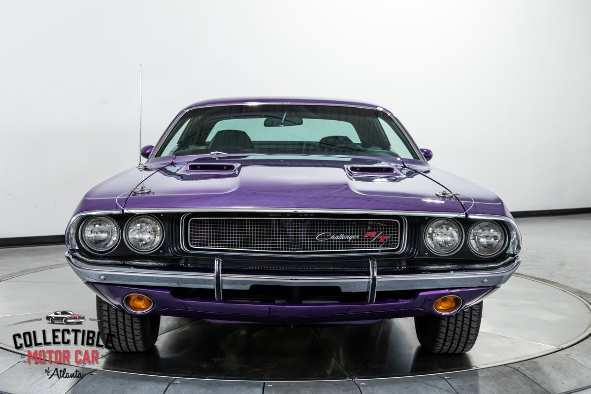 Dodge-Challenger-1970-Coupe-18