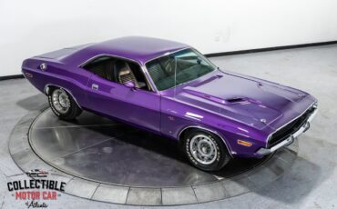 Dodge-Challenger-1970-Coupe-24