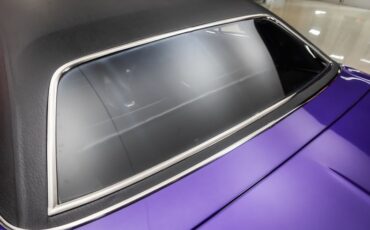 Dodge-Challenger-1970-Purple-33