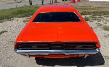 Dodge-Challenger-1971-7