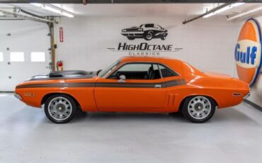 Dodge-Challenger-1971-Coupe-19