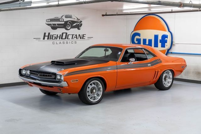 Dodge-Challenger-1971-Coupe-2