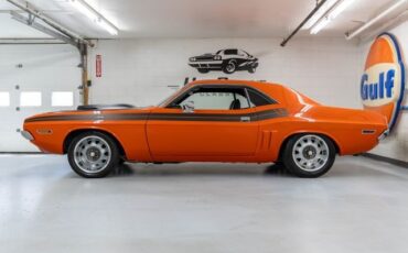 Dodge-Challenger-1971-Coupe-20